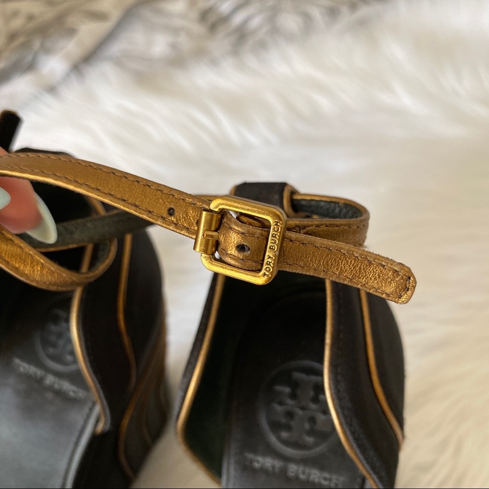Tory Burch women satin wedges with golden elements - Picture 12 of 16